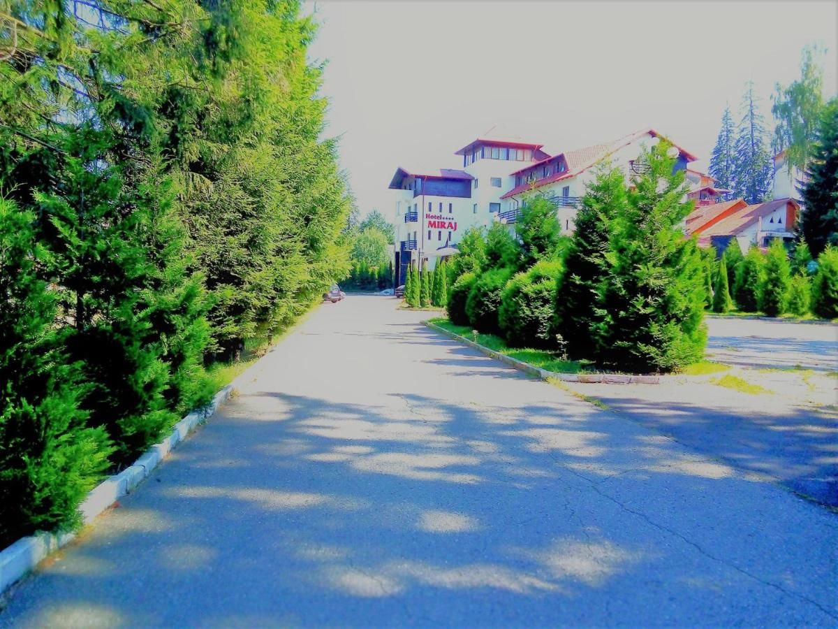 Отель Hotel Miraj Пояна-Брашов-4