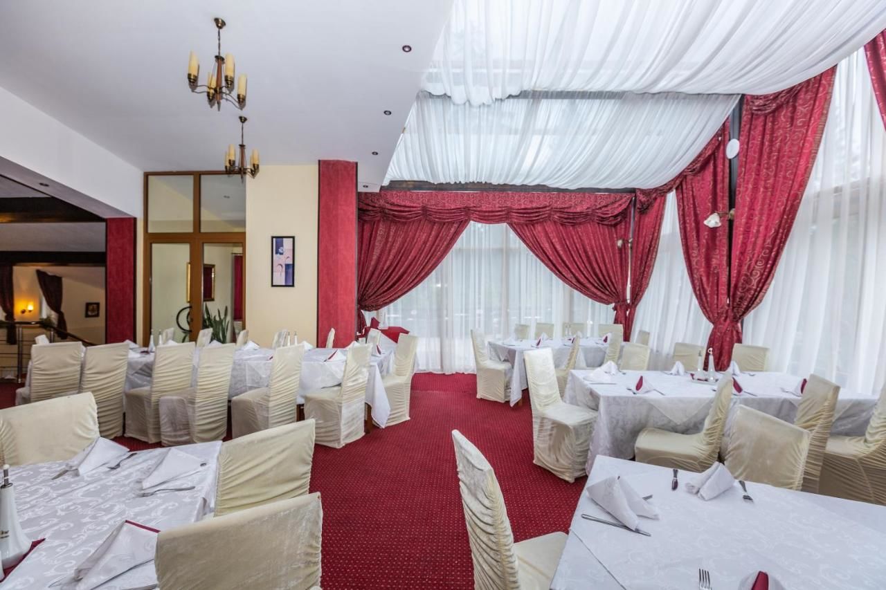 Отель Hotel Miraj Пояна-Брашов-24