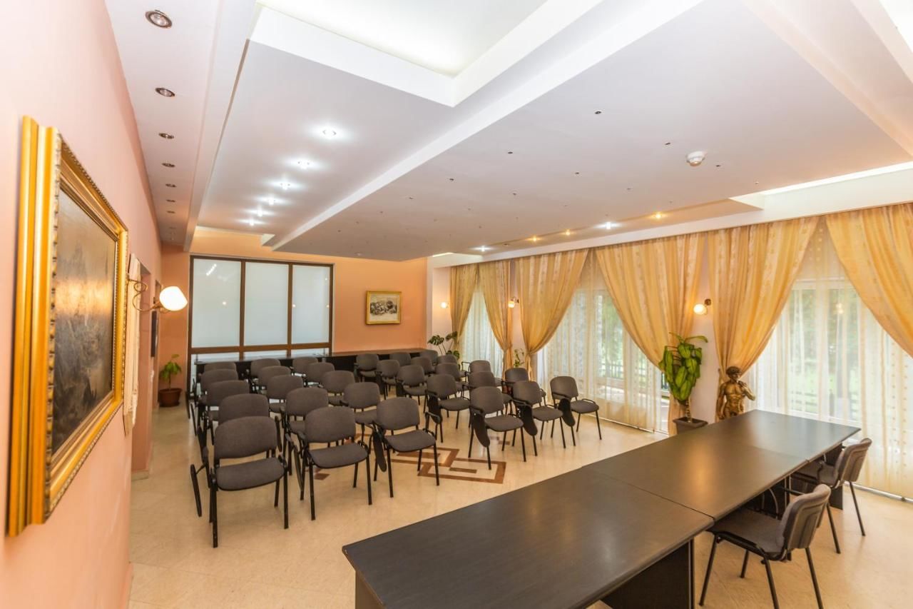 Отель Hotel Miraj Пояна-Брашов-26