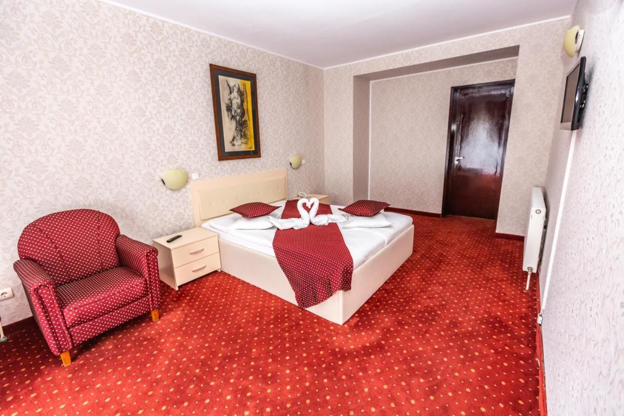 Отель Hotel Miraj Пояна-Брашов-32