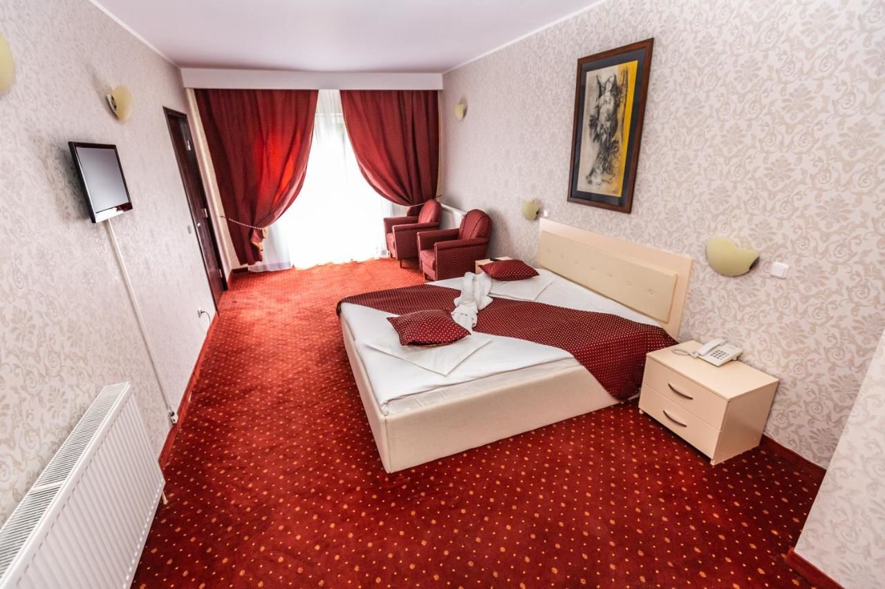 Отель Hotel Miraj Пояна-Брашов-34