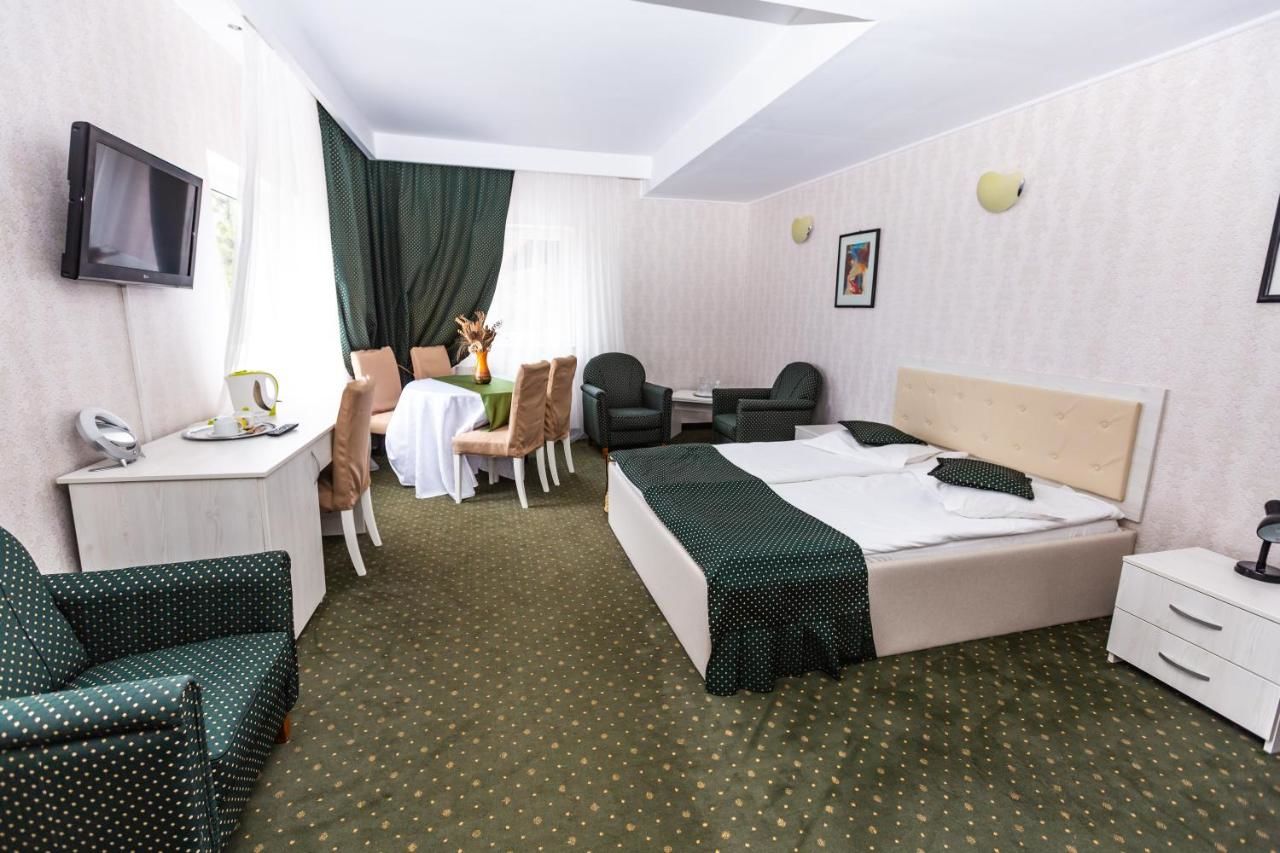 Отель Hotel Miraj Пояна-Брашов-40