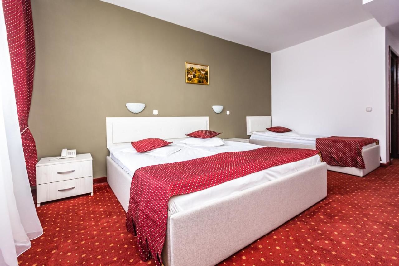 Отель Hotel Miraj Пояна-Брашов-46