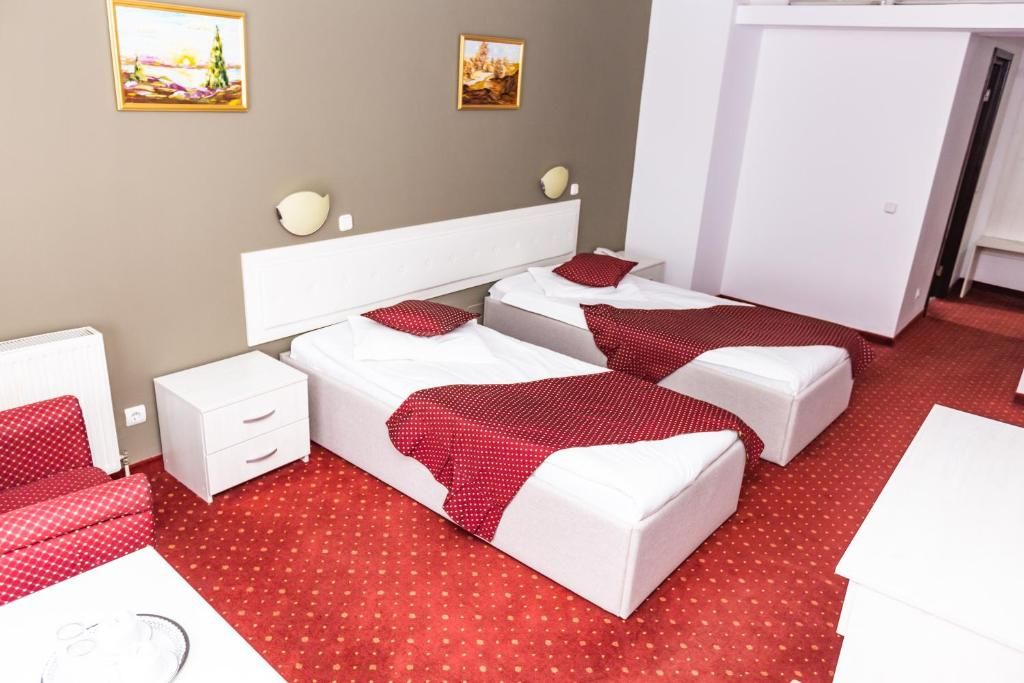 Отель Hotel Miraj Пояна-Брашов-49